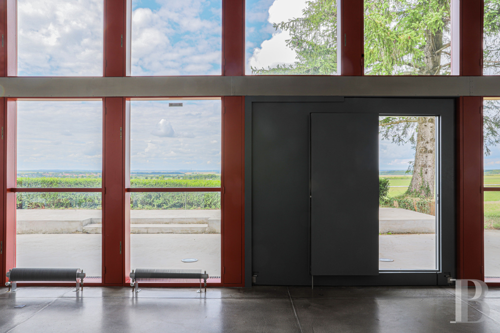 En Meurthe-et-Moselle,  un ancien clubhouse d’aérodrome réalisé par Prouvé et Le Corbusier - photo  n°7